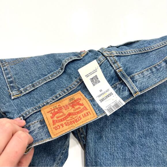 Levi Signature Mens 505 Regular Fit Shorts Medium Wash NWT SZ 32 - Picture 3 of 8